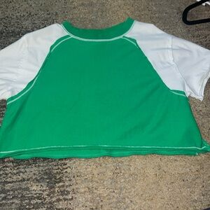 Green and white loose crop top, size xs